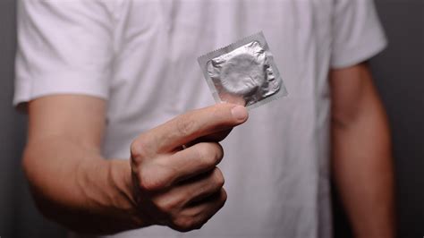 Blowjob ohne Kondom Bordell Kaarst